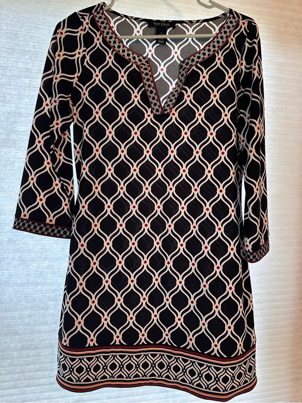 White House Black Market Women’s Geometric Tunic Top